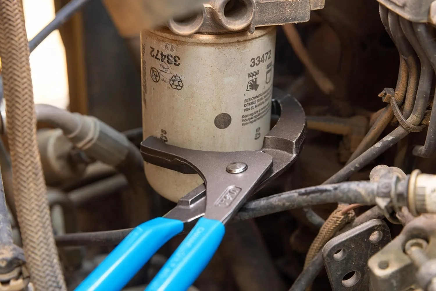 CHANNELLOCK 212 12-inch Oil Filter/PVC Pliers | Made in USA | 2.5 to 3.75-inch Jaw Capacity | Forged High Carbon Steel | Blue