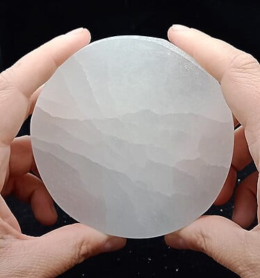 Flat selenite Full Moon charging plate