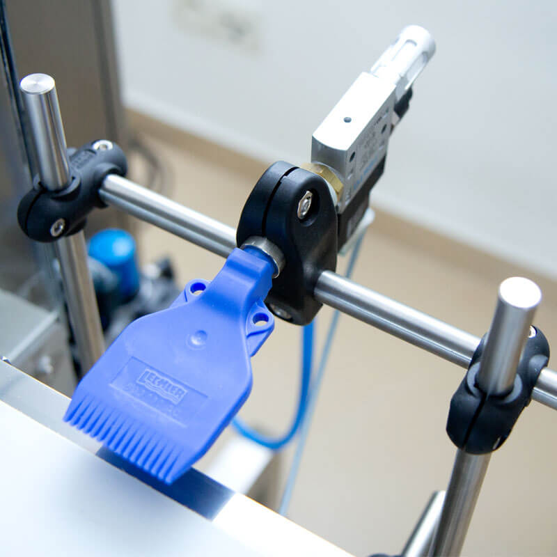 Checkweigher [Max]: 7500 g [d]: 0.1 g