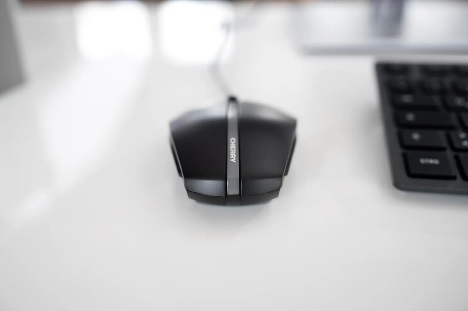 CHERRY GENTIX Wired Optical Illuminated Mouse