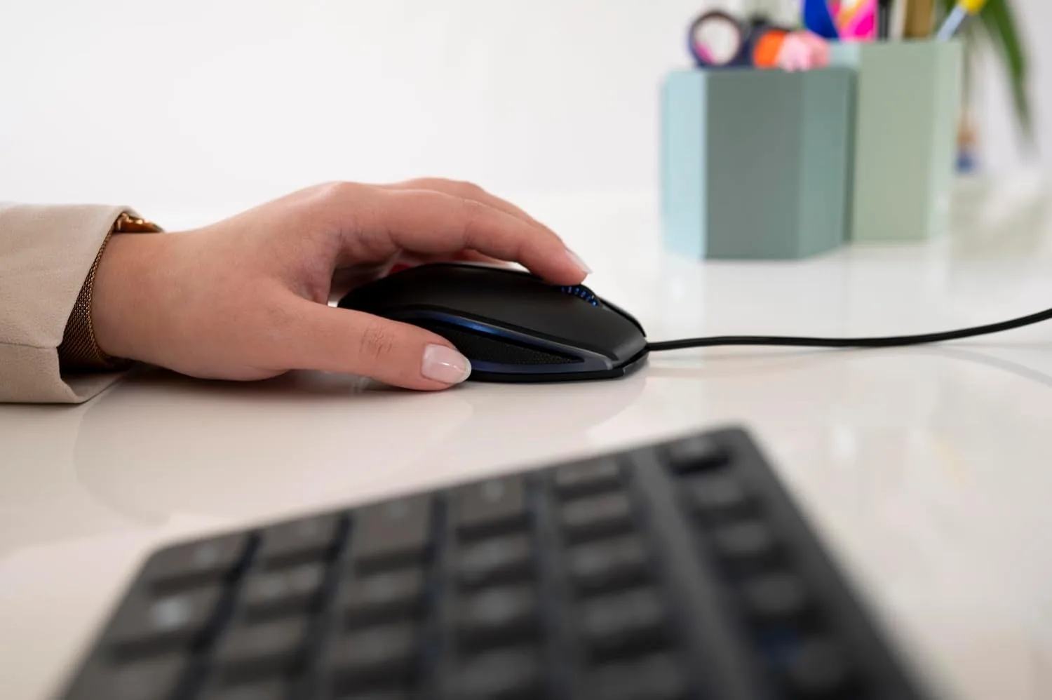 CHERRY GENTIX Wired Optical Illuminated Mouse