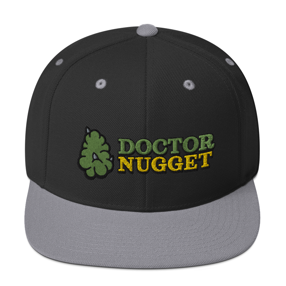 Gorra snapback Dr. Nugget