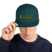 Gorra snapback Dr. Nugget