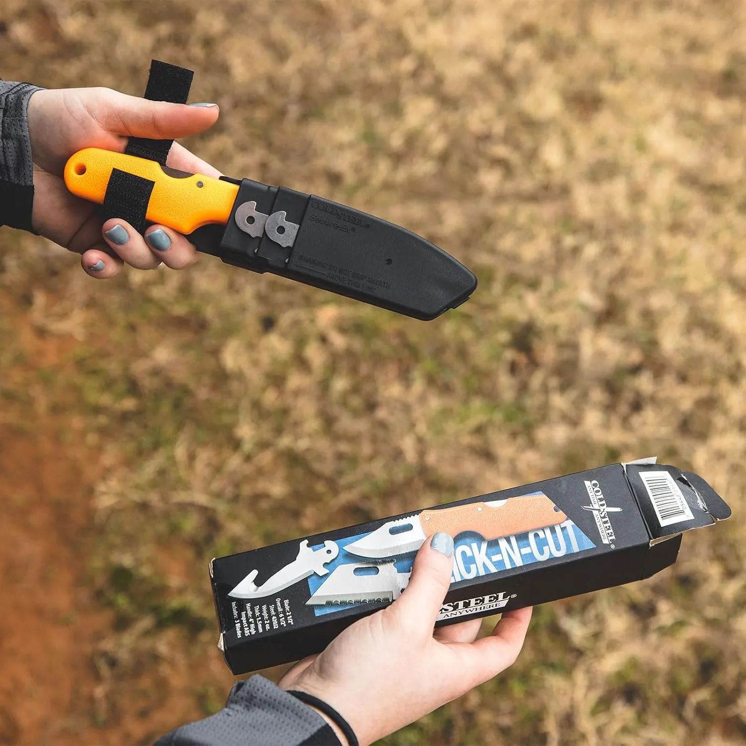 Cold Steel Click N Cut - Hunters Fixed Blade Knife | Durable 420J2 Steel Compact Hunting & Hiking Multiple Replaceable