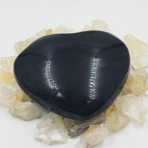 Corazón de Obsidiana Negra