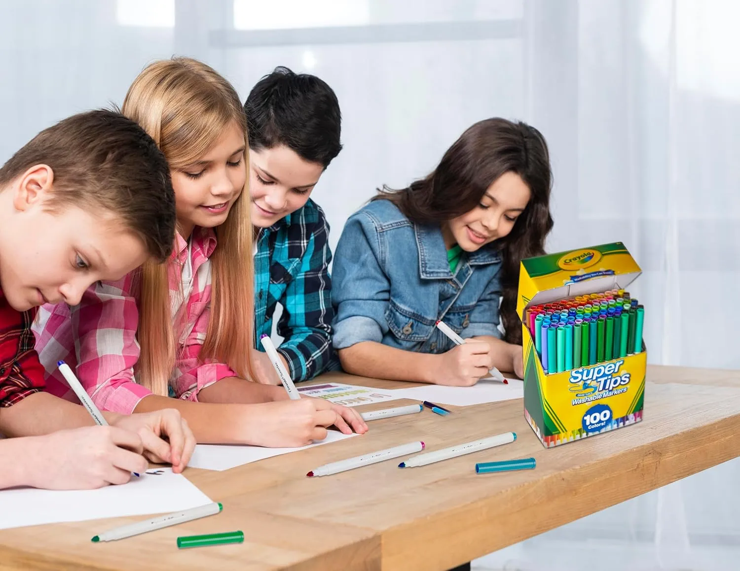 Crayola Super Tips Marker Set for Kids (100ct), Broad Tip & Fine Point Washable Art Markers for Kids, Bulk School Supplies, Teacher Classroom Must Haves, Drawing Supplies SuperTips