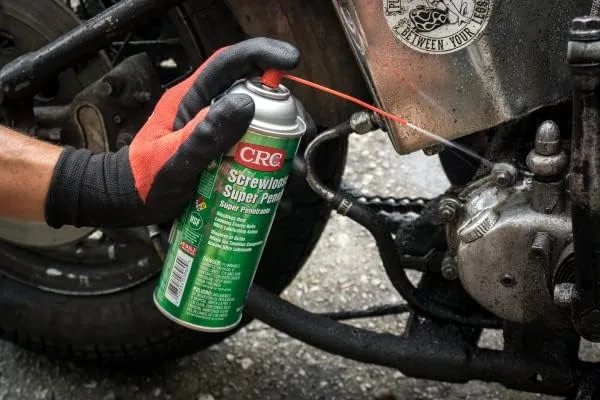 CRC Screwloose Super Penetrant 03060 – 11 WT OZ, Plastic Safe Aerosol for Corroded Fasteners