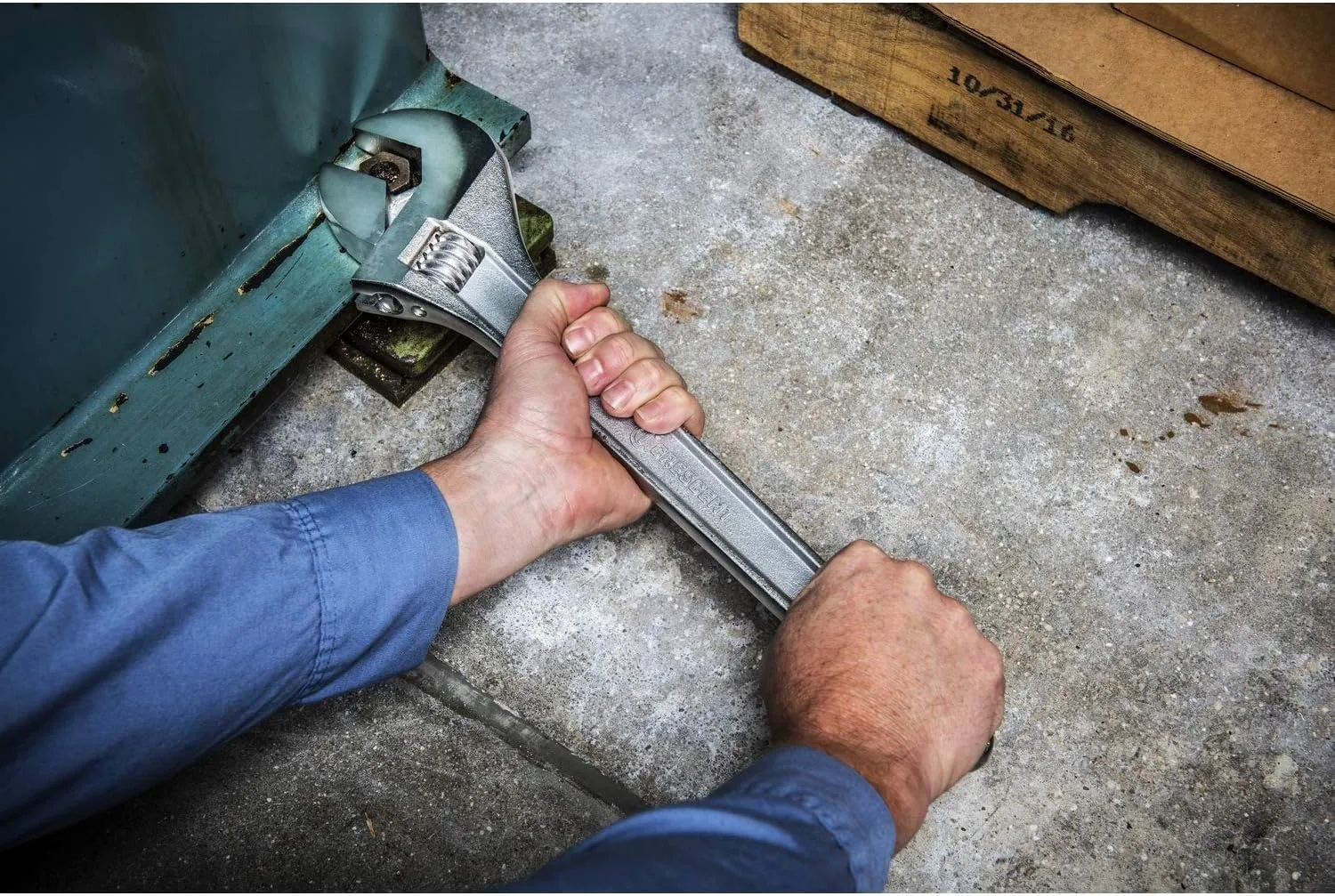 Crescent Adjustable Tapered Handle Wrench - 18 in AC218VS