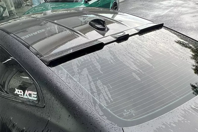 CL Style Dry Carbon Fiber Roof Spoiler – BMW M4 G82 (2021–2025)