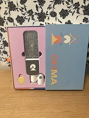 Ohma World Motif Ribbon Microphone 2023 - Present - White / Stainless Steel***DEMO****