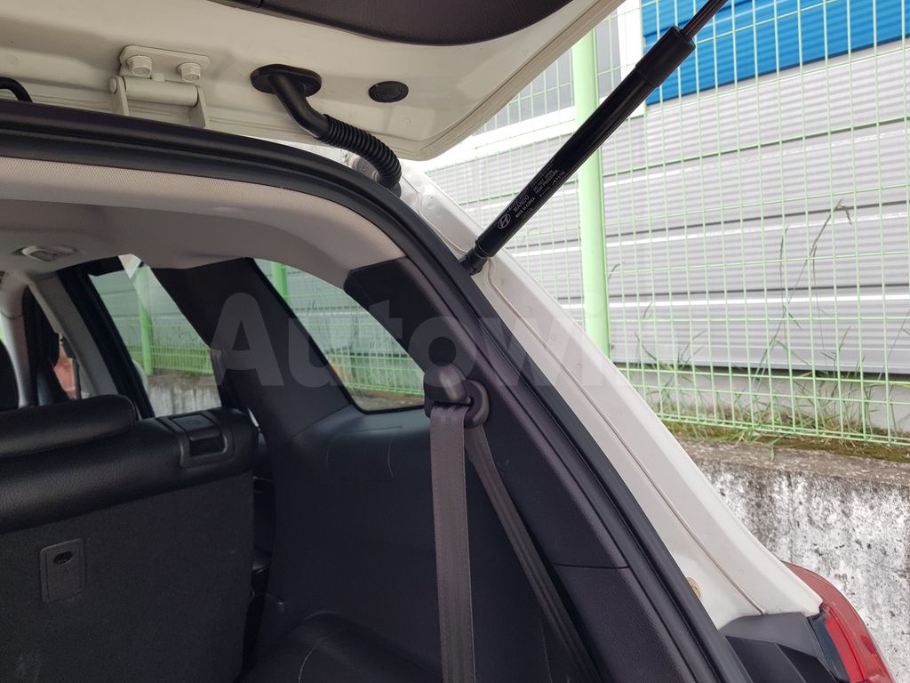 Hyundai Santa Fe 2010 V530428 ( SUNROOF )