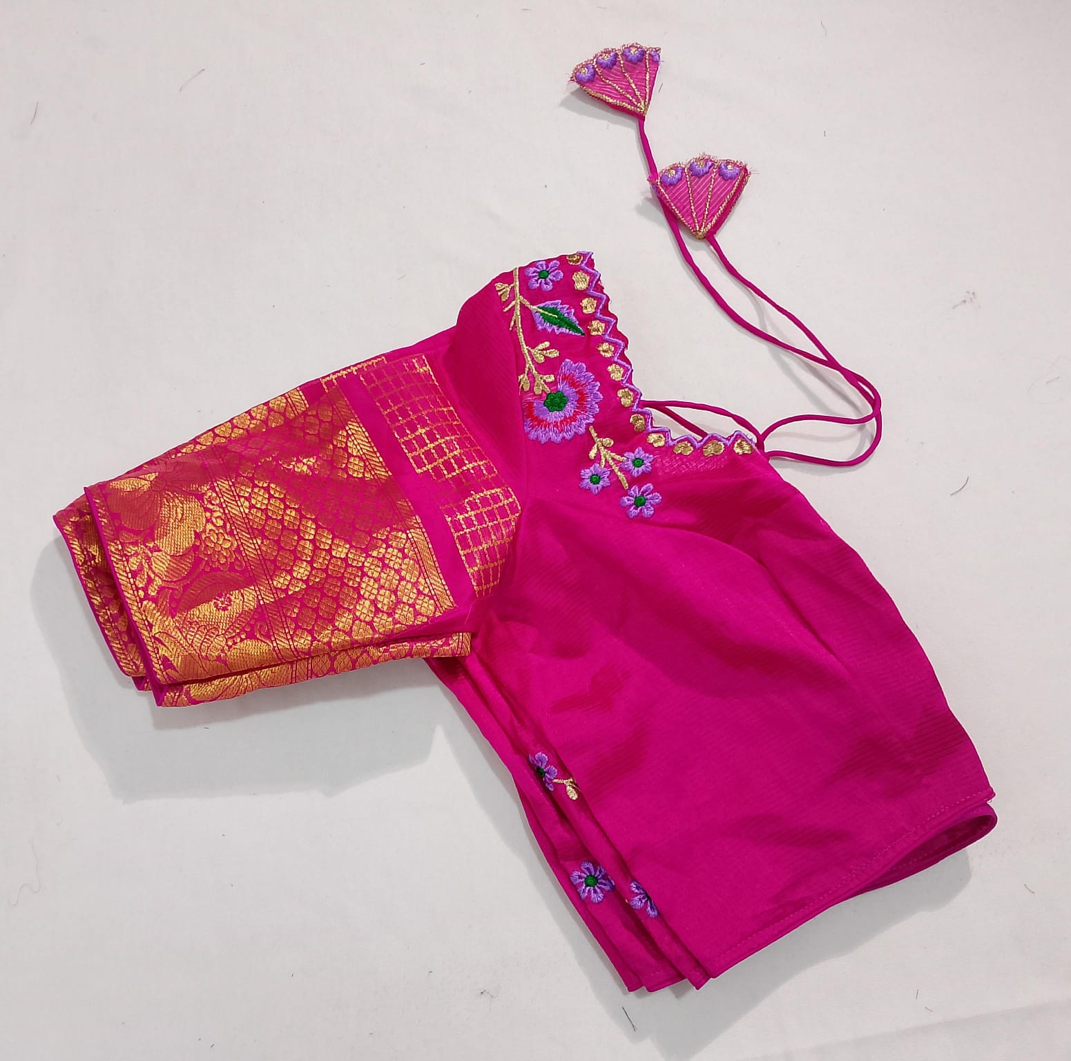 N181: Ready To Ship Beautiful Saree With Stitched Blouse