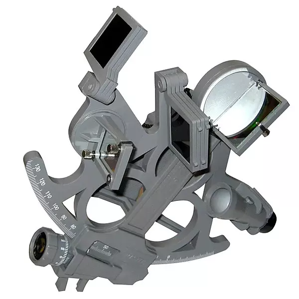 Davis Instruments Mark 25 Deluxe Sextant Navigation Tool