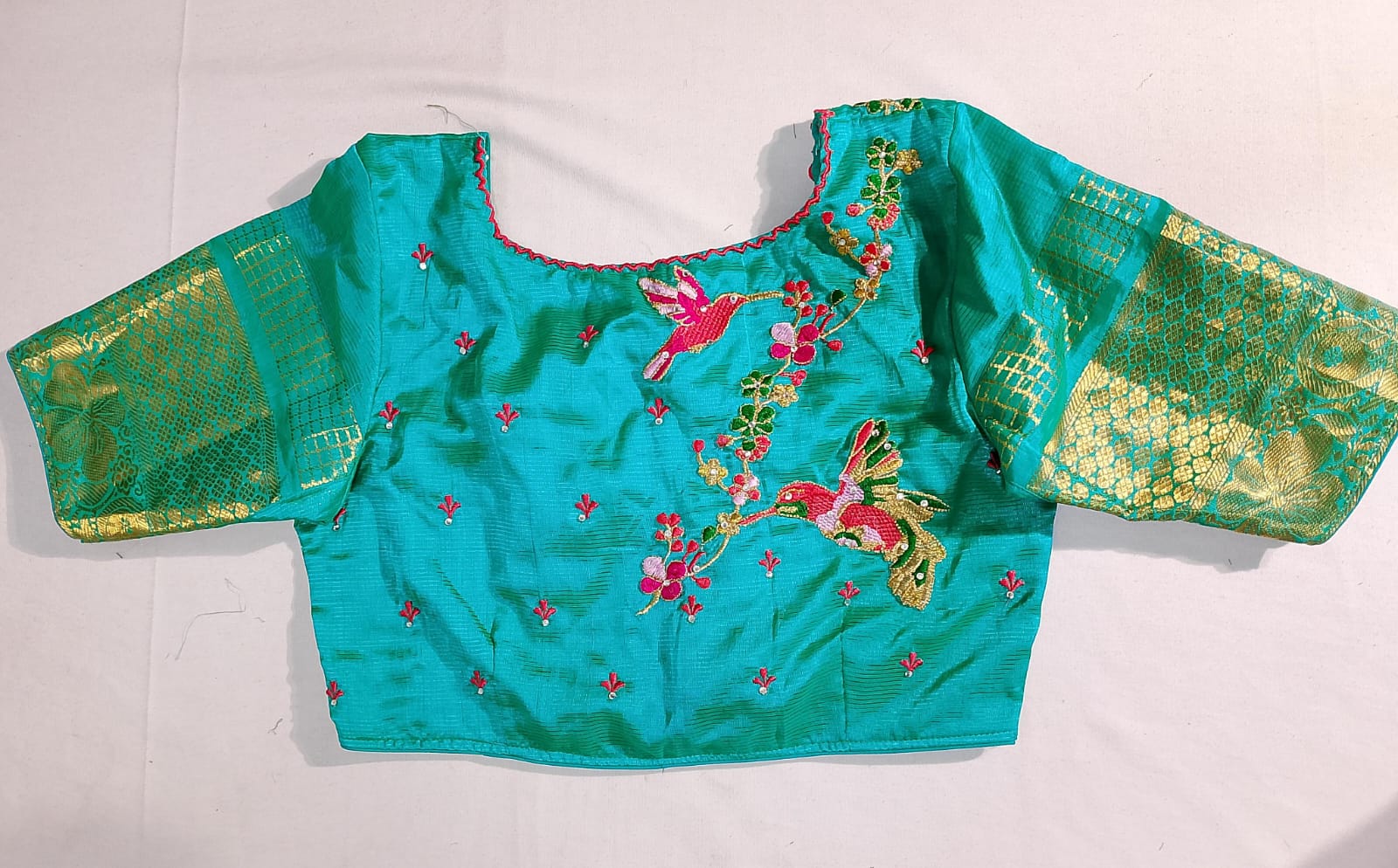 N196: Ready To Ship Beautiful Saree With Stitched Blouse