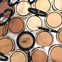 Pro Face Matte Pressed Powder