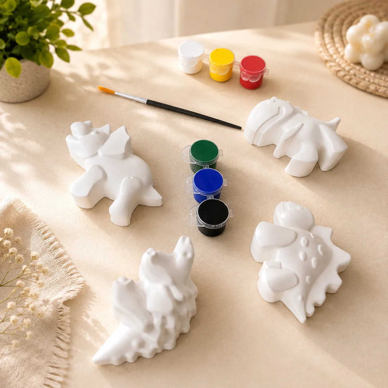 Tiny Paint Brush – Dinosaur Painting Kit – Pack of 6 Kits