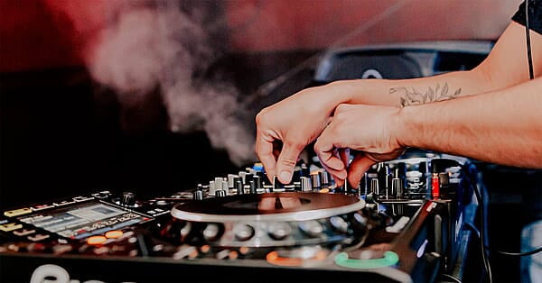 DJ SERVICE- For Rent