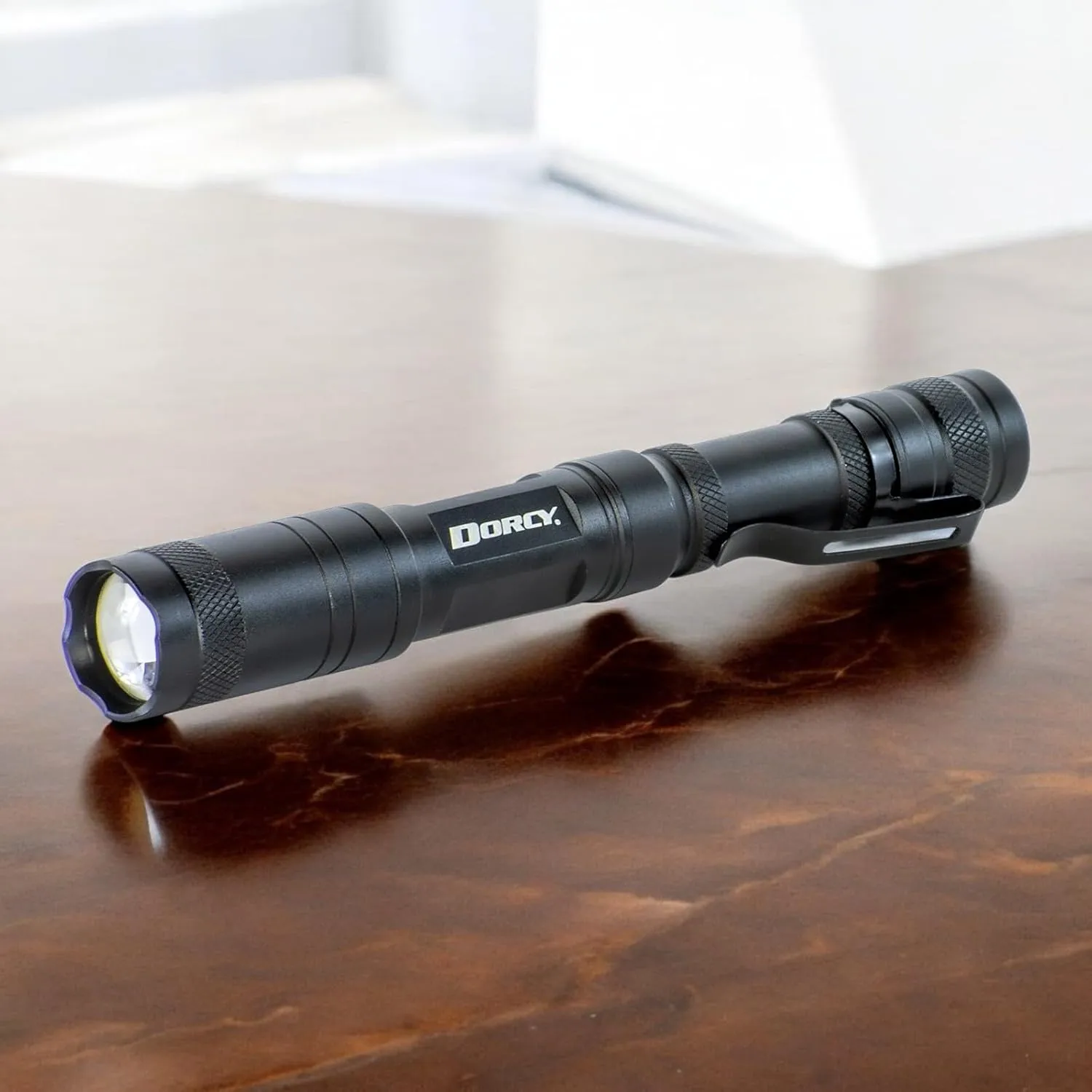 Dorcy 250 Lumen 2AA Aluminum Slide-Focus Flashlight - Black (41-4117)