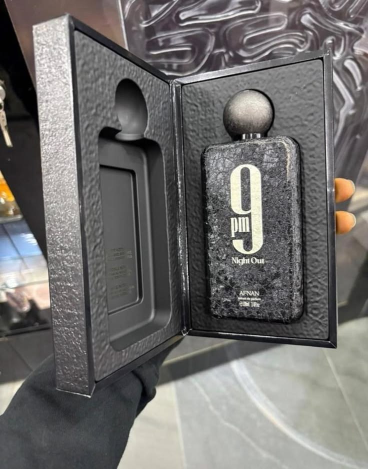 AFNAN 9PM NIGHT OUT