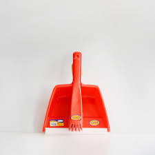 DUST PAN