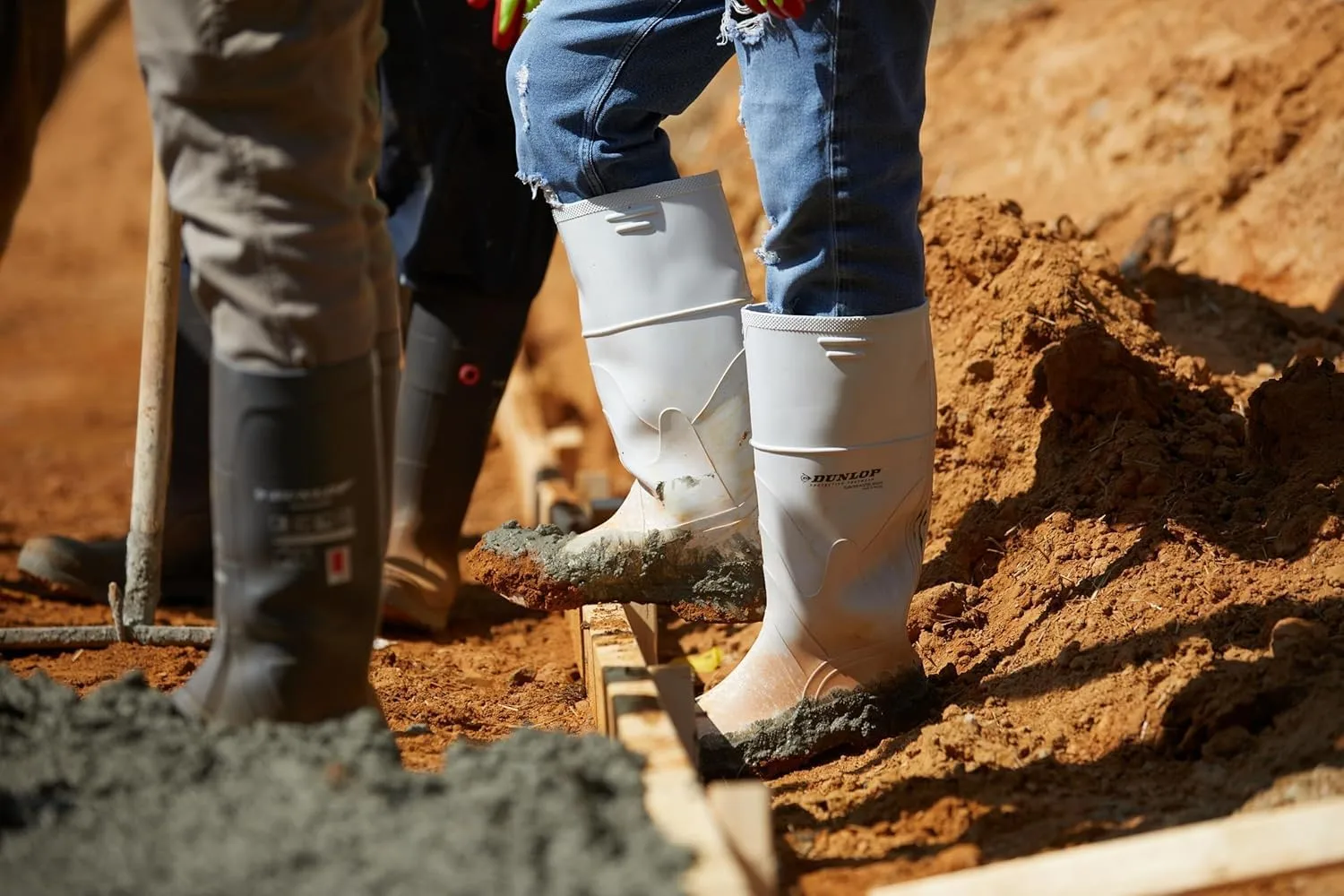 DUNLOP Protective Footwear,Steel Toe White Safety Lock, 100% Waterproof PVC, Lightweight and Durable Protective Footwear