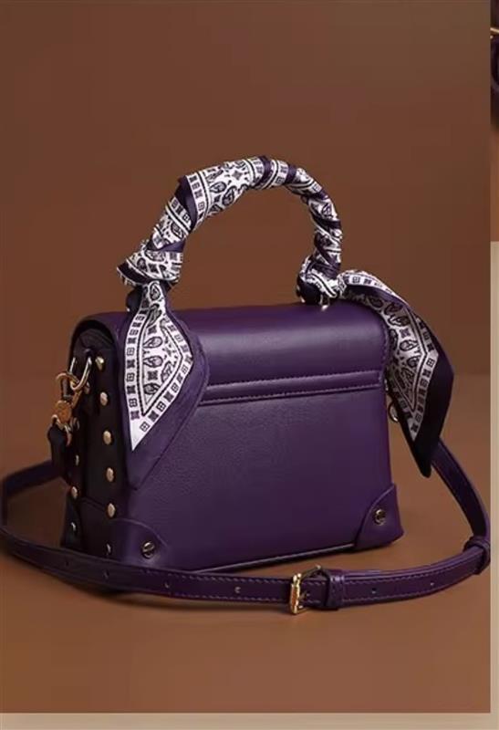 MOONLIGHT TREASURE BOX LUXURY BAG