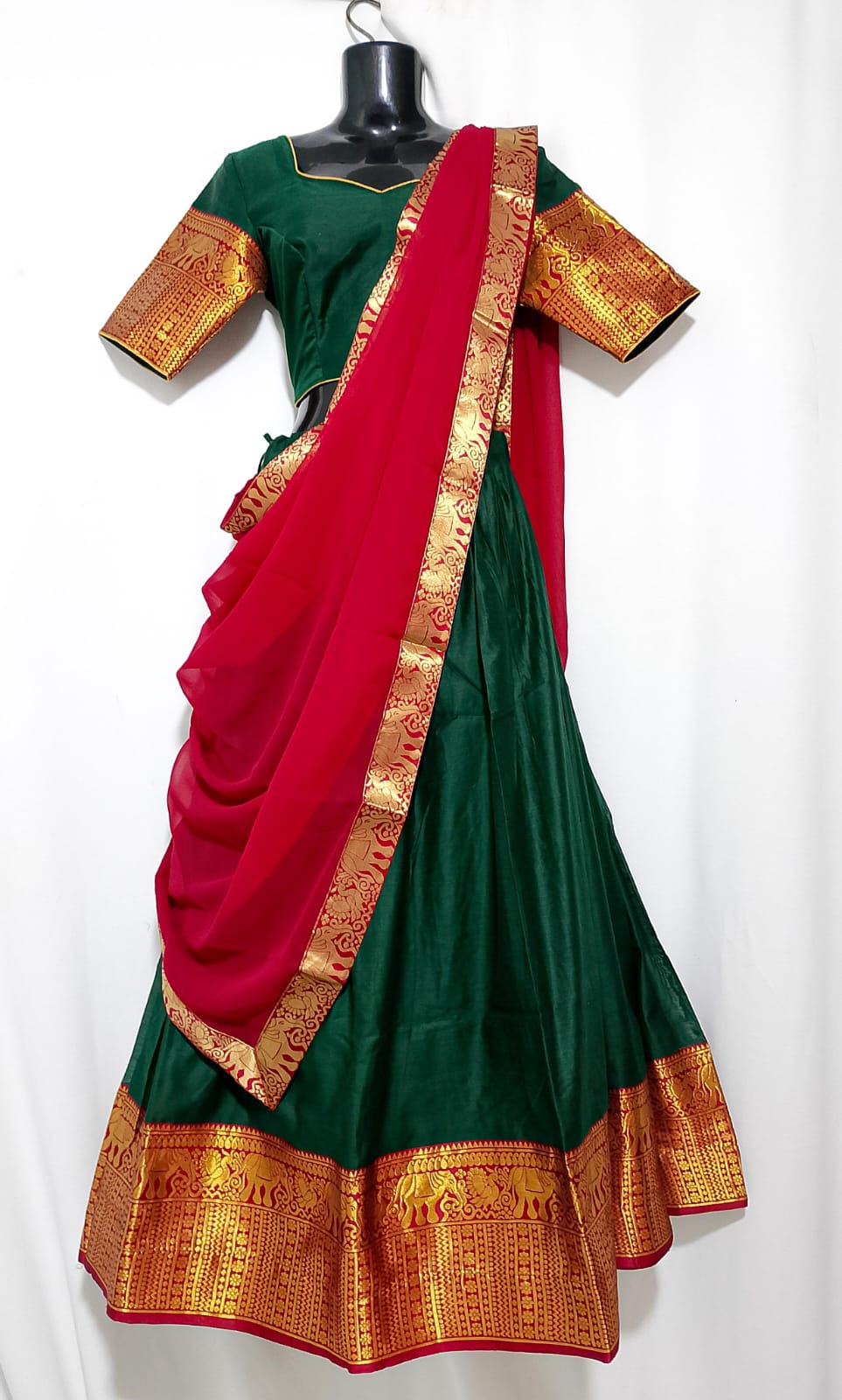 V113: Ready To Ship Beautiful Lehenga Set