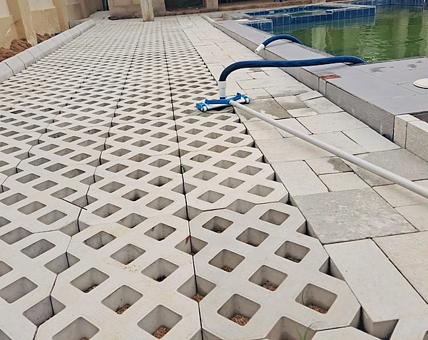GP601: GRASS PAVING BLOCK