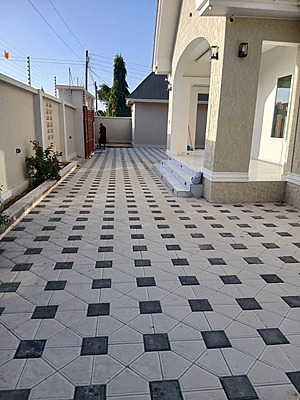 Club stone (A) paving blocks