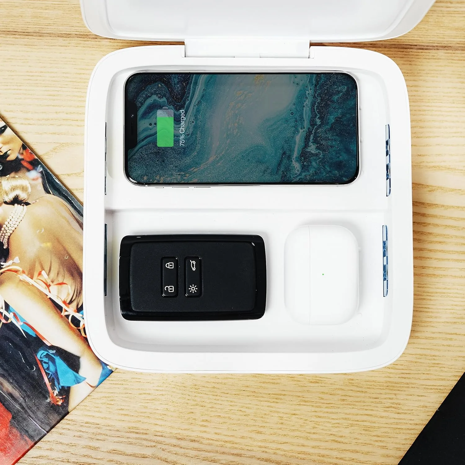 Einova Mundus Pro UV-C Sanitizing Disinfector & Charging Station – 2x10W Qi, 18W USB-A