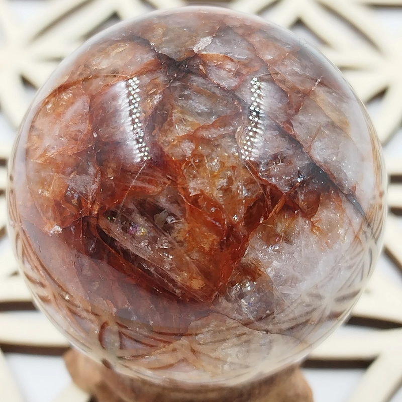 Esfera de Cuarzo Sanador Rojo
