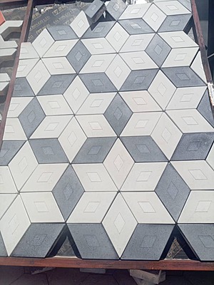 Prism paving blocks