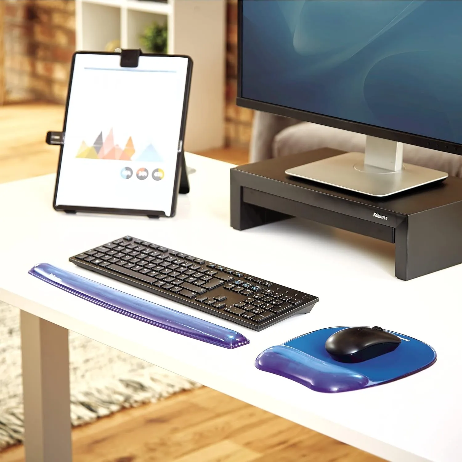 Fellowes Crystals Gel Mouse Pad with Wrist Rest