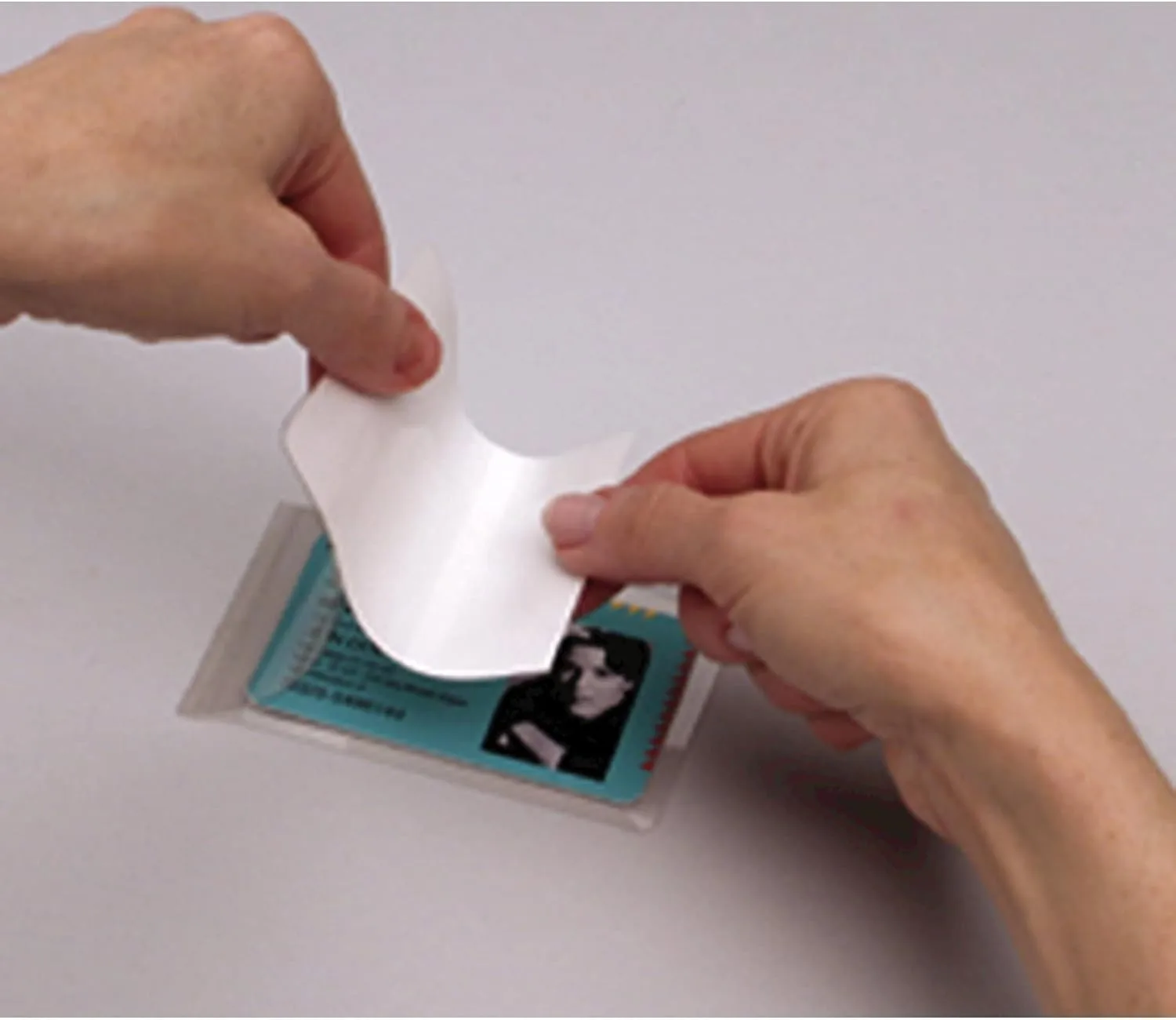 Fellowes Self-Adhesive Pouches - Photo, 5mil, 5 pack - Laminating Pouch/Sheet Size: 6.25inx 5 mil Thickness - Type G
