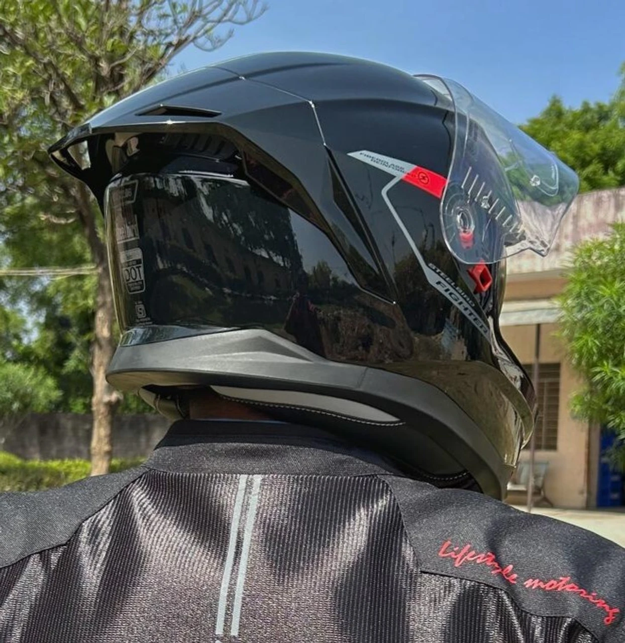 STEELBIRD SB-120 ISS FIGHTER ECE 22.06 GLOSSY BLACK/GREY C/V 590 WITH OUTER+INNER CH.VISOR+PINLOCK 30+ D.RING STEELBIRD SB-120 ISS FIGHTER ECE 22.06 GLOSSY BLACK/GREY C/V 590 WITH OUTER+INNER CH.VISOR+PINLOCK 30+ D.RING