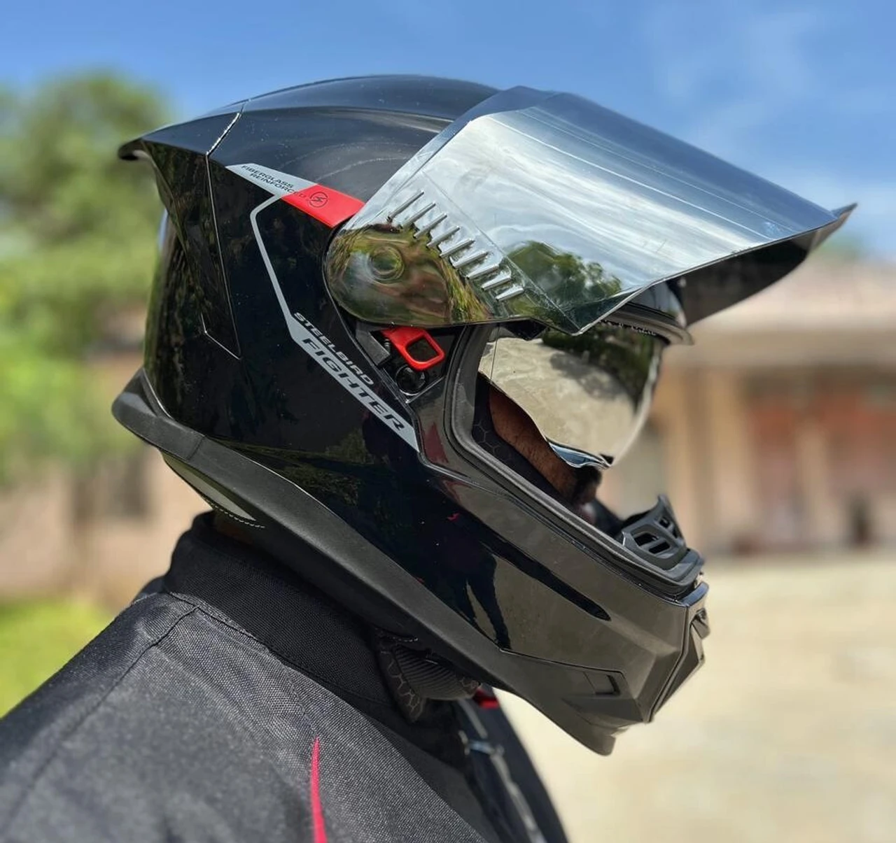 STEELBIRD SB-120 ISS FIGHTER ECE 22.06 GLOSSY BLACK/GREY C/V 590 WITH OUTER+INNER CH.VISOR+PINLOCK 30+ D.RING STEELBIRD SB-120 ISS FIGHTER ECE 22.06 GLOSSY BLACK/GREY C/V 590 WITH OUTER+INNER CH.VISOR+PINLOCK 30+ D.RING