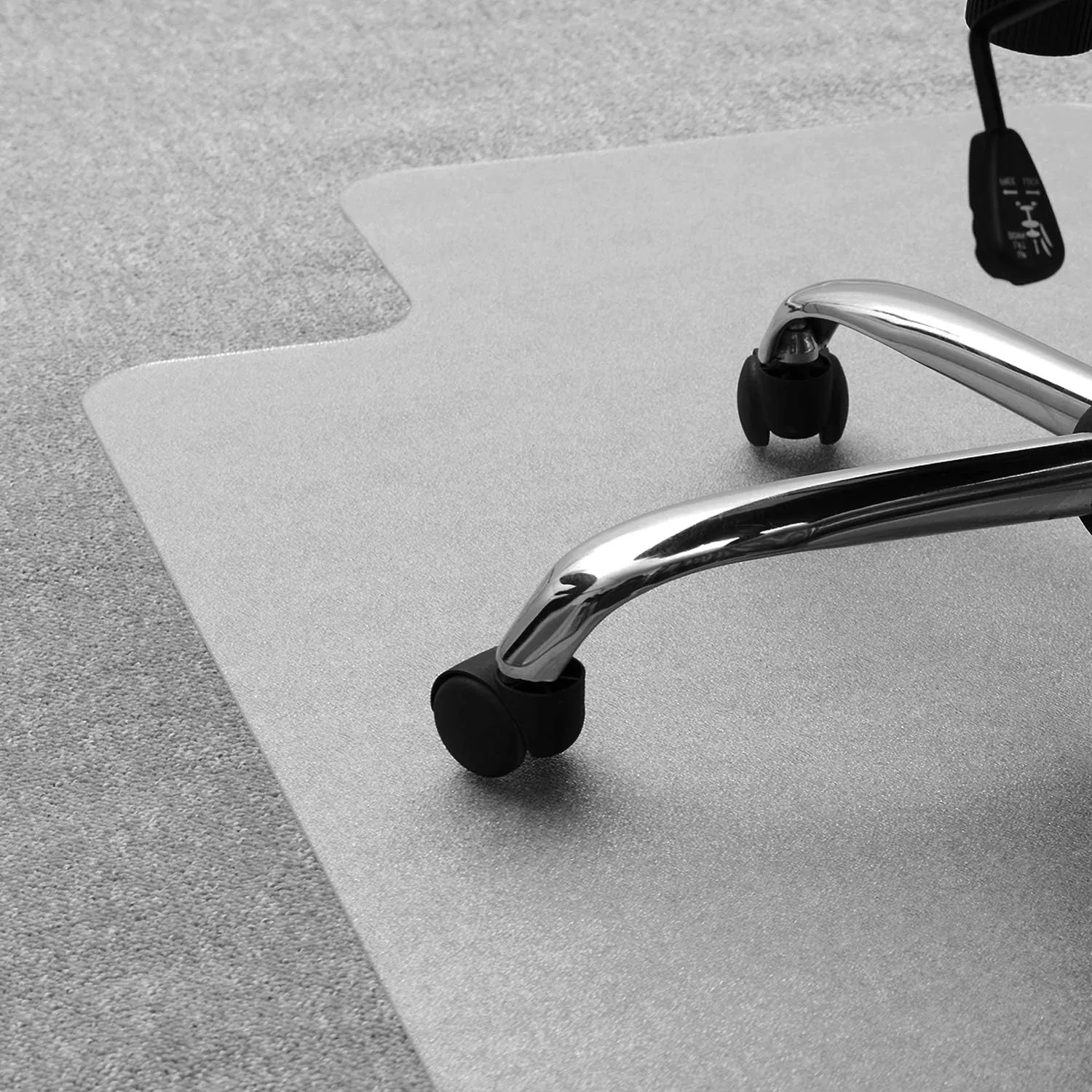 Cleartex Ultimat 35.04-inch x 46.85-inch Rectangular Chair Mat for Carpet, Polycarbonate (FC118923LR) 35" x 47"