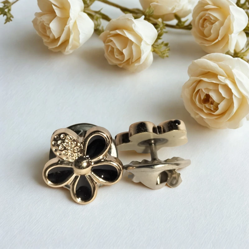 floral earrings
