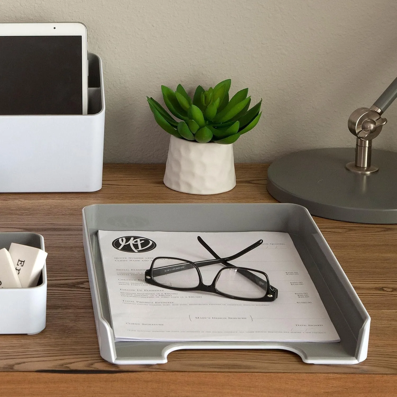 ADVANTUS Fusion Plastic Letter Tray