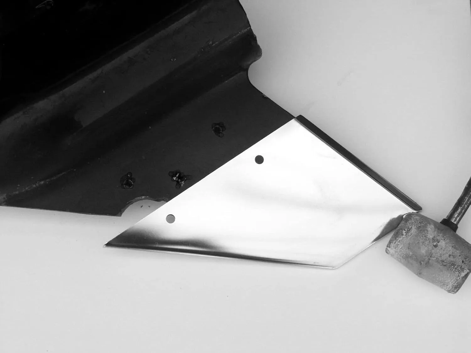 Gator Guards SkegShield Skeg Guard - Mercruiser - Protection Against Reef, Rock and Ramp Damage - DIY Installation
