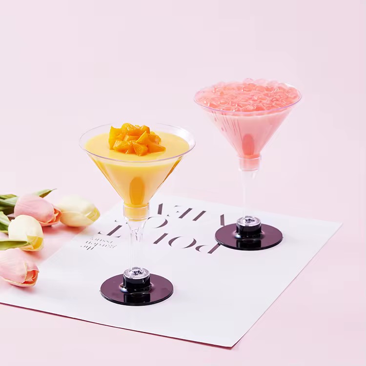 150ML ACRYLIC COCKTAIL GOBLET CUP WITH BLACK BASE