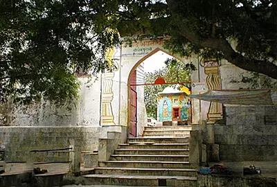 Gokul and Dauji Sightseeing (8 Hours)