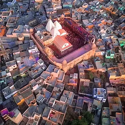 Barsana & Nandgaon, Govardhan Sightseeing (10 Hours)