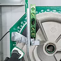 Greenlee L107 Electrician's Magnetic Torpedo Level with Conduit Bending Offset Aid, Green