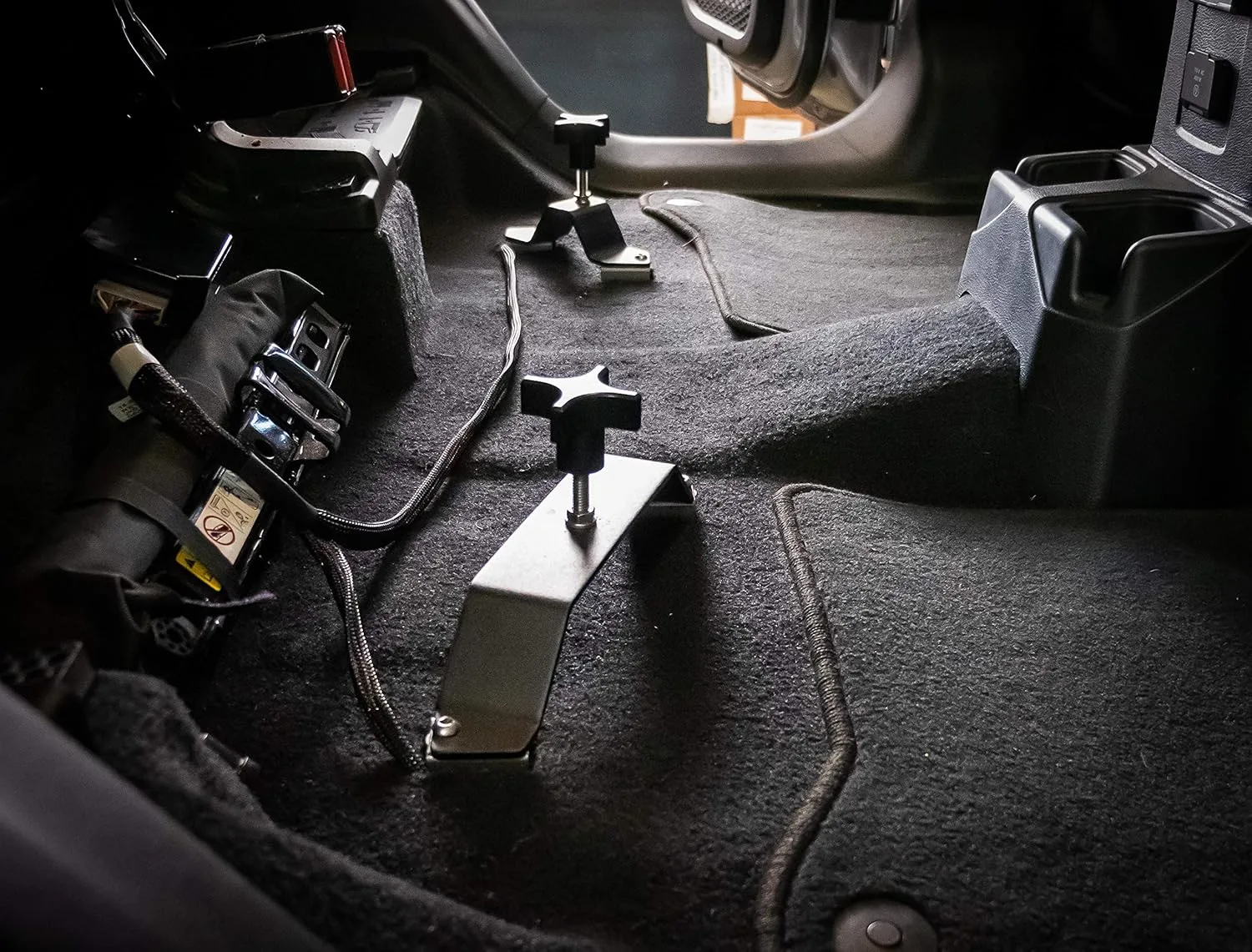 Hi-Lift Jack Jeep Gladiator Under Seat Mount JGUS-200