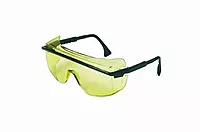 UVEX by Honeywell 763-S2505 OTG 3001 Astrospec, Black Frame, SCT-Low IR Lens, Ultra-Dura Anti-Scratch Coating, Black/Clear