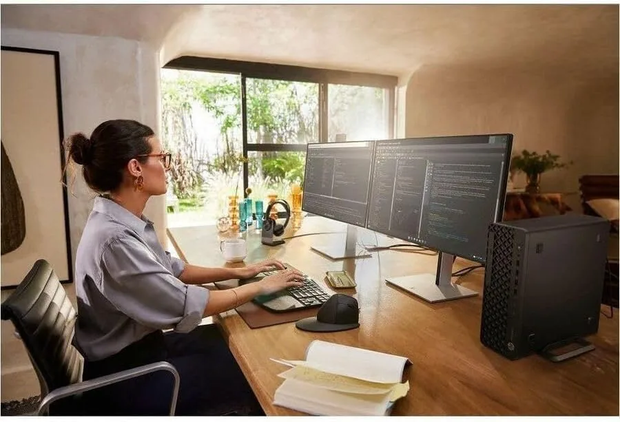 HP EliteDesk 8 G1i Desktop Computer - Intel Core Ultra 9 285 - 64 GB - 1 TB SSD - Small Form Factor