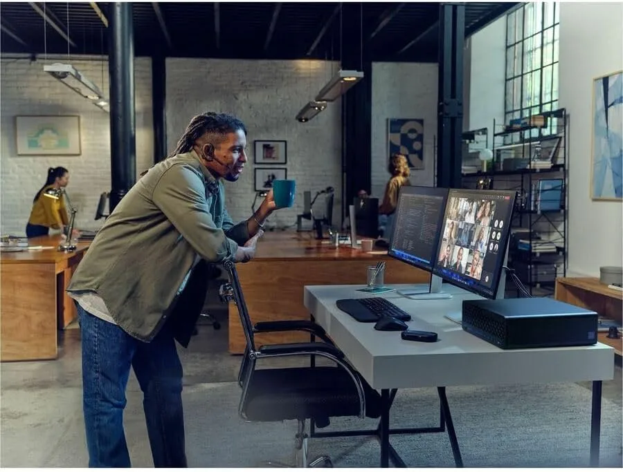 HP EliteDesk 8 G1i Desktop Computer - Intel Core Ultra 7 15th Gen 265 - vPro - 32 GB - 1 TB SSD - Small Form Factor