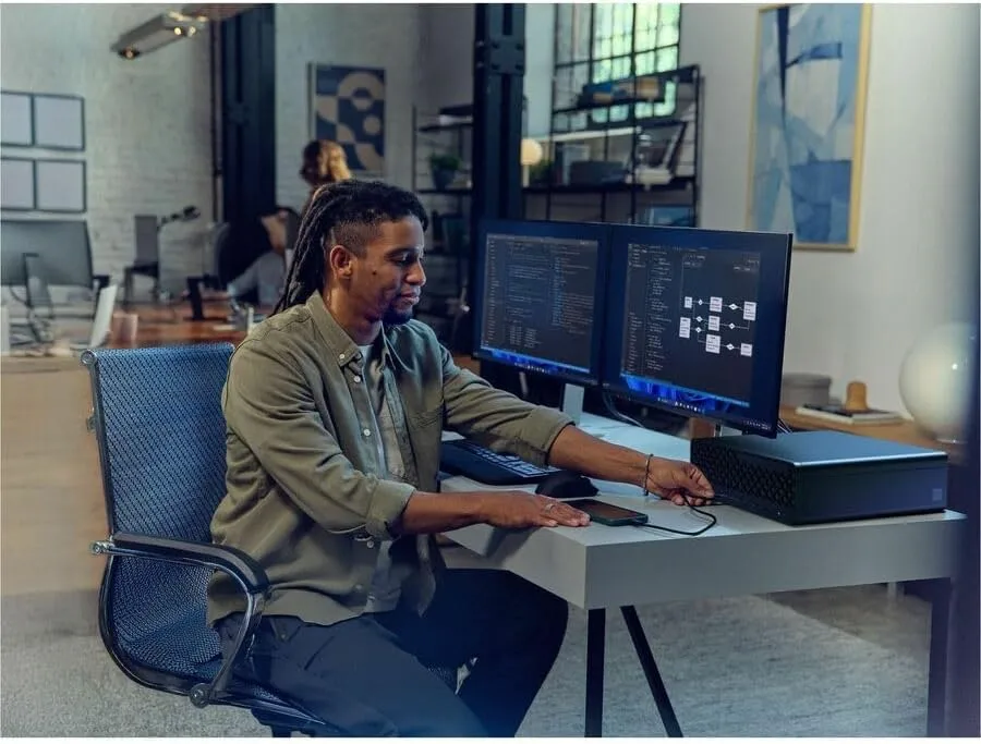 HP EliteDesk 8 G1i Desktop Computer - Intel Core Ultra 7 265 - 16GB/512GB SFF - Windows 11 Pro