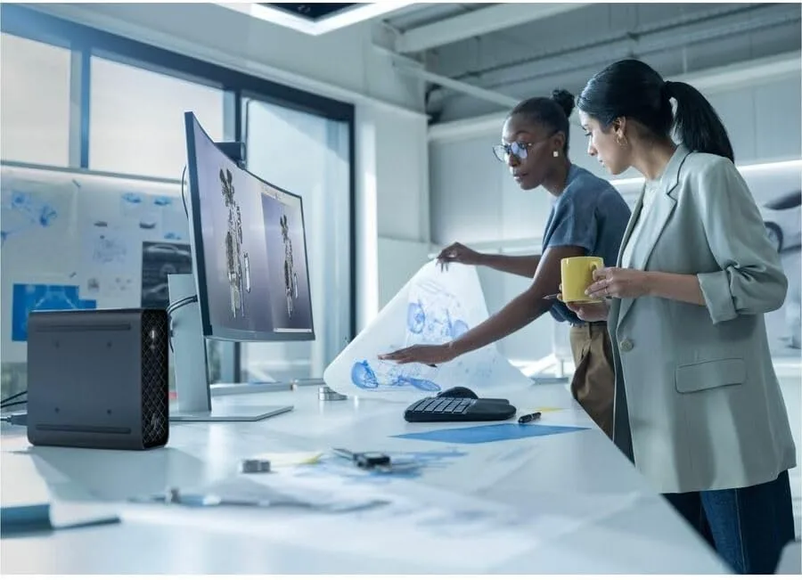 HP Z2 G1i Mini Workstation - Intel Core Ultra 5 235, 32GB, 1TB SSD